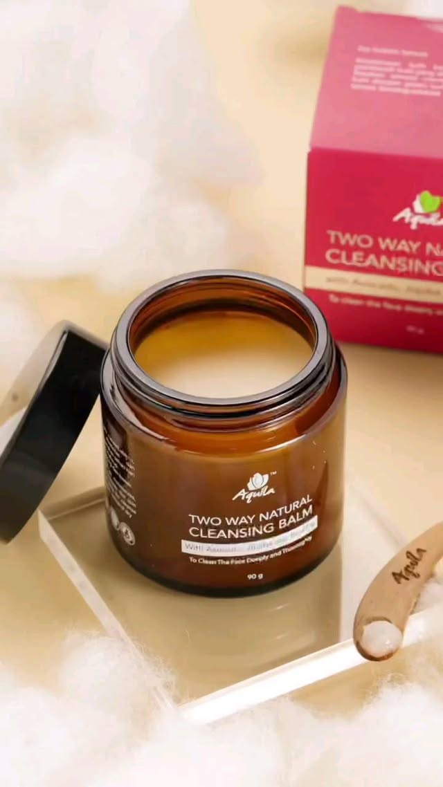 Seneng banget nih Minqila baca review dari Qilababes yang sudah repurchase Two Way Cleansing Balm for Normal Skin, kira-kira kalau kamu sudah coba?
Yuk langsung checkout untuk coba cleansing balm kesayangan para qilababes!
#AquilaSkinBeauty #TwoWayCleansingBalm