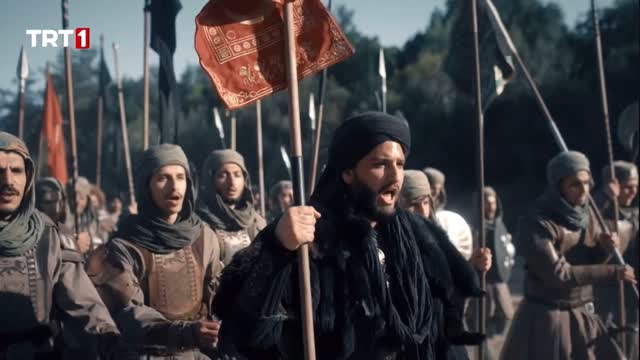 اليوم، أُضيفت لحياتي لحظة لا تُنسى…
لحظة وقفتُ فيها أمام الكاميرا، لا كَمُنشد ، بل كمُمثّل، ضمن عمل تاريخي بحجم مسلسل صلاح الدين الأيوبي
كان لي شرف الظهور في أحد المشاهد الرمزية المؤثرة، بدور يُرافق الحلم، في موقعٍ لا يشبه سواه... عند منبر صلاح الدين في المسجد الأقصى
هذه التجربة لم تكن فقط تمثيلاً… بل كانت رسالة، وموقف، وفرصة استثنائية لأعبر من خلالها عن روحي وفني بطريقة مختلفة تماماً
أتقدّم بالشكر لكل فرد من طاقم العمل، للمخرج القدير، ولإخوتي الفنانين الذين كانوا لي سنداً ودعماً منذ اللحظة الأولى
الحلقة التي أتشرف بالمشاركة فيها وأتمنى أن تلامس قلوبكم كما لامست قلبي
#صلاح_الدين_الأيوبي
#SaladinTheSeries
#TRT1
#تجربة_من_القلب
#فلسطين
#selahaddindizi
#الفن_رسالة
@selahaddindizi