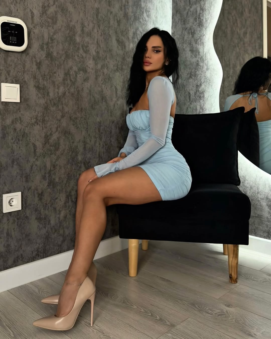 Редкие фото в платье 👗 , хотя раньше, я только в них и ходила🥴