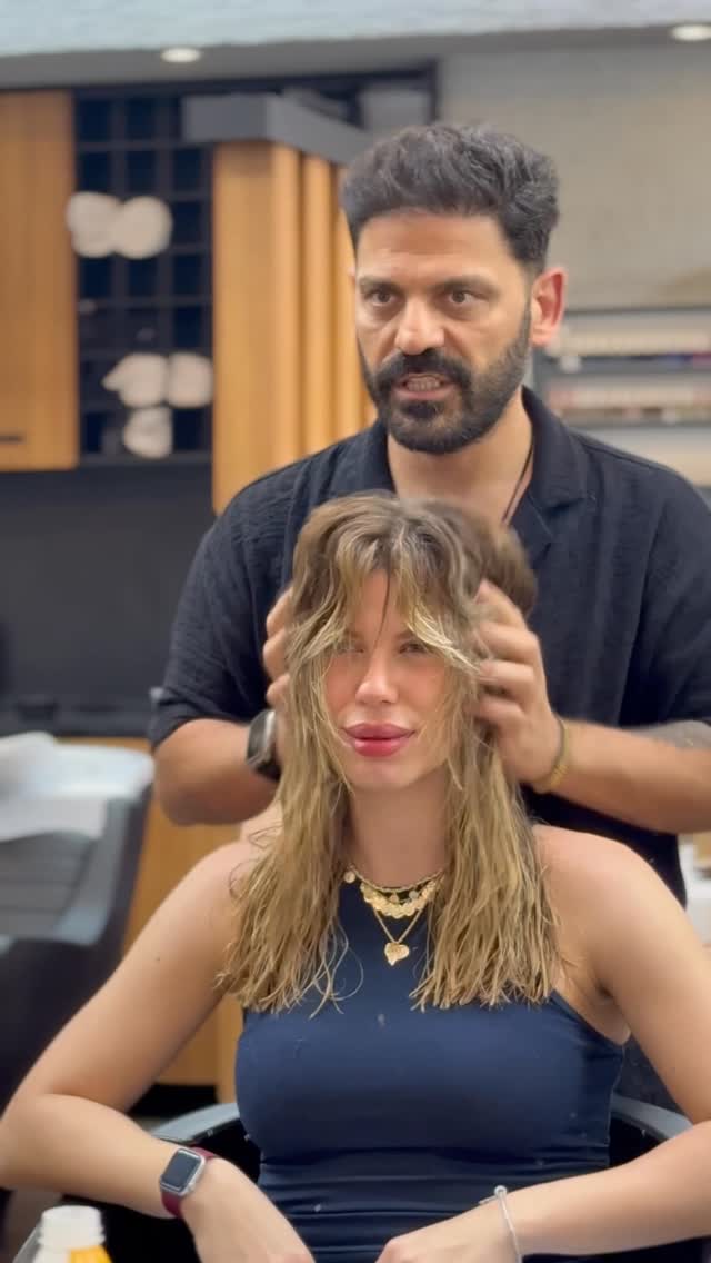 ✂️ Erdal Alp Kuaför | Saçlarınızda Sanatı Keşfedin 💇♀️
📍 Bahçeşehir, İstanbul’un Kalbinde Benzersiz Bir Deneyim
📞 Rezervasyon için: 0212.669.77.39 / 40
🏠 Bahçeşehir 2.Kısım, Barış Sokak, Şelale Caddesi, Park Çarşı D:1/c
Biz, her bir müşterimizin kendine özgü güzelliğini ortaya çıkarmak için sanat ve tutkuyu birleştiriyoruz. İster yenilikçi bir kesim, ister klasik bir stil arayışında olun, Erdal Alp Kuaför size ve saçlarınıza hak ettiği özeni gösteriyor. Bahçeşehir’in en seçkin sokaklarında, unutulmaz bir kuaför deneyimi için sizleri bekliyoruz.
🔖 #ErdalAlpKuaför #BahçeşehirKuaför #İstanbulKuaför