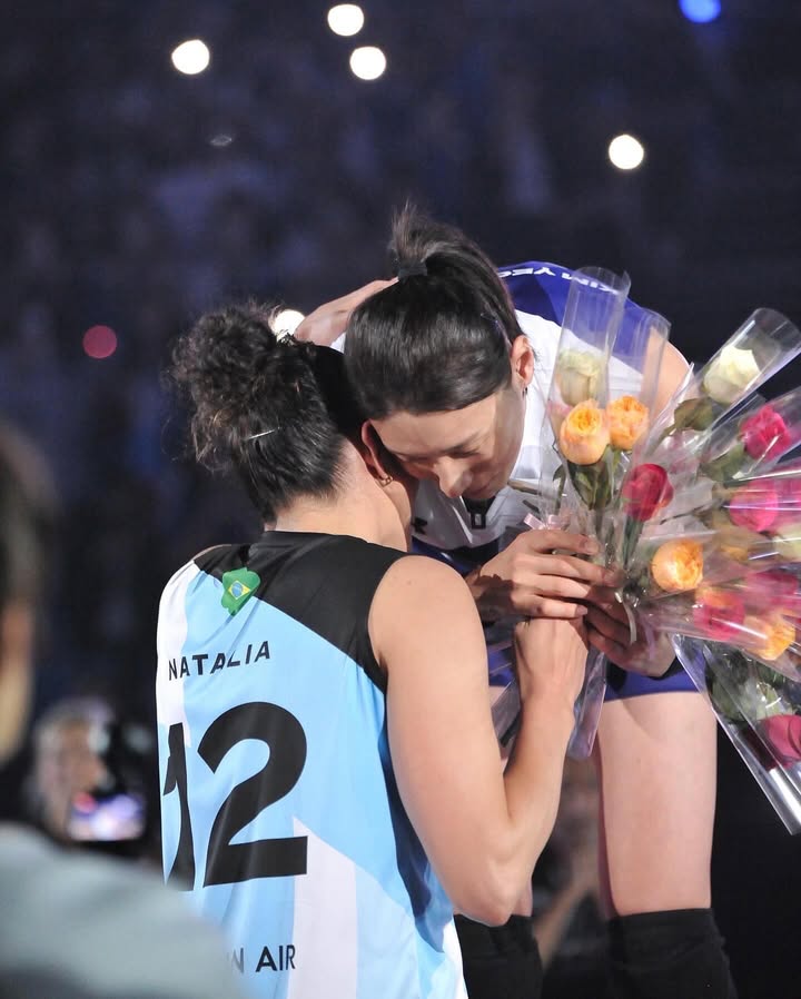 My dear friend,
I can’t tell you how happy I was to be with you at your last dance.
I think everyone already knows how great you are as an athlete. So, I just want to say how much I wish you a wonderful life from now on!!!
Just be happy and enjoy this new chapter in your life. You deserve it!!!
Thank you for everything you’ve done for volleyball.
You are special.
THE ONE AND ONLY!!!
Love you ❤️