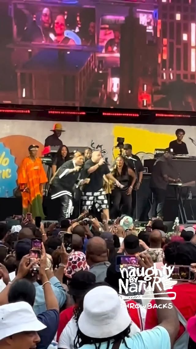 Queen Latifah, Naughty By Nature Rock The Bells Throwback
#NaughtyByNature
#QueenLatifah