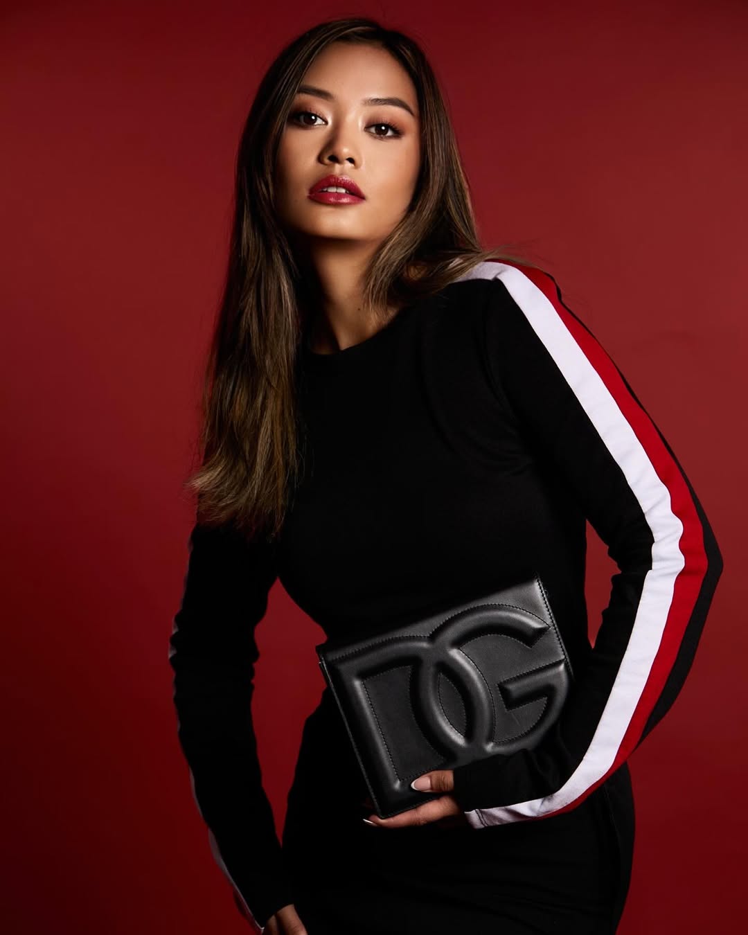 Dreams can still come true: you need a great deal of energy and determination, and a little bit of luck - @dolcegabbana
Thank you @modelsinctalentagency
@behaute.studio 🖤