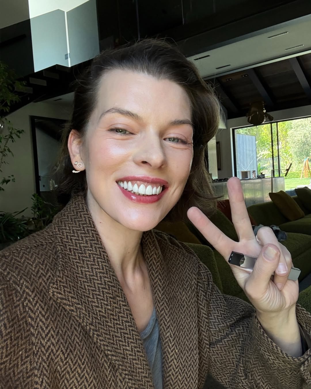 Good times in my stories to day and now I’m off to work🥳