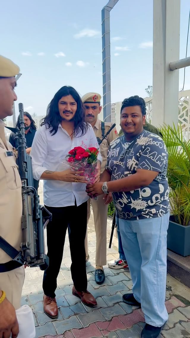 Thanks 👉 Pehwa ❤️🙏 @akashgarmentspehowa #amitsainirohtakiya #amitsainirohtakiyafans #live #liveshow #liveevent #opening #liveperformance #openings #instagram #trending #reels #viral #instagood #reelitfeelit #explore #trend