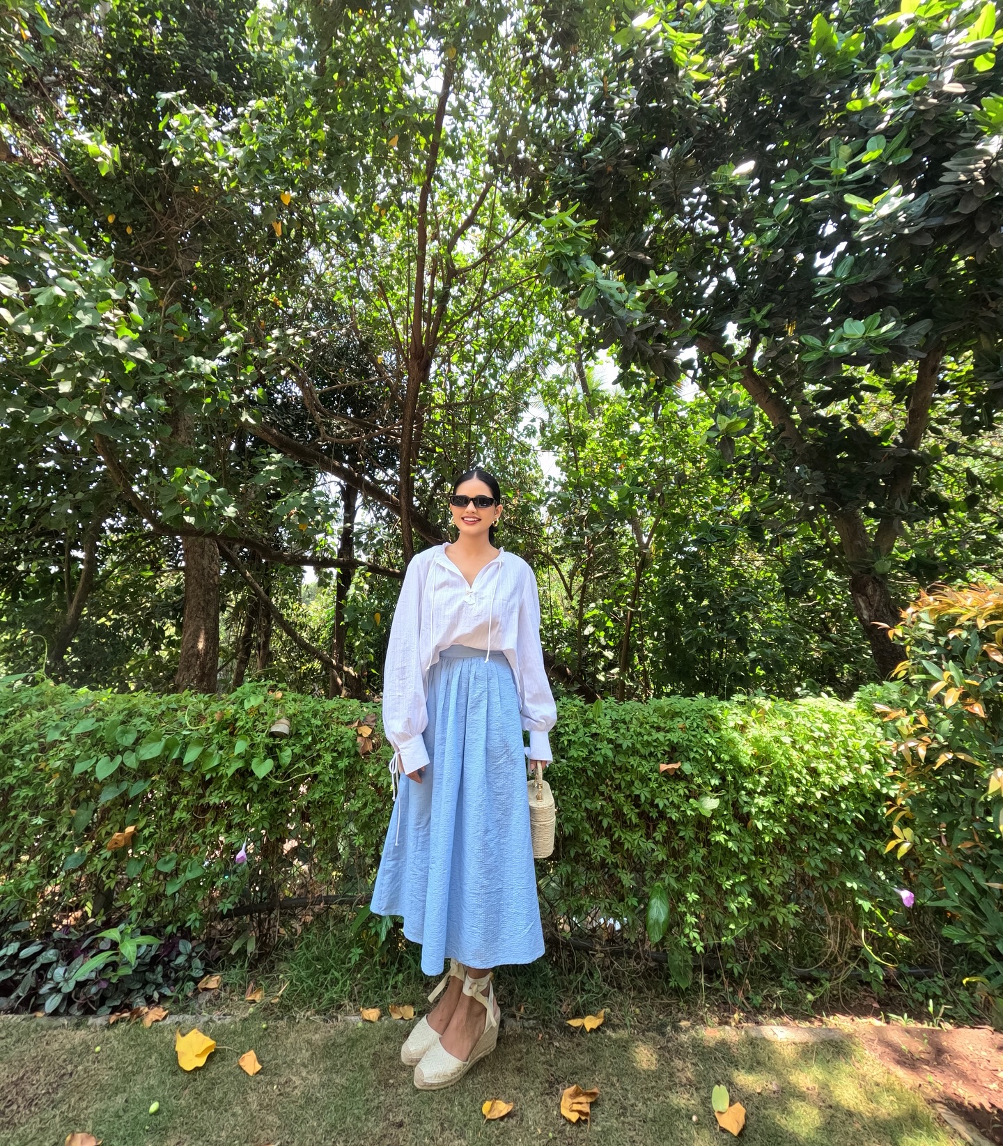 Leaf me here a little longer ☀️🕶️🌳⛱️
.
.
#summer #summervibes #vacation #travelholic