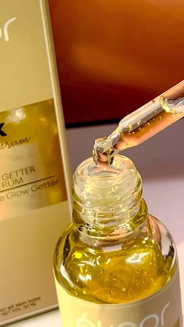 Experience the radiance of 24k gold with every application!✨
Elevate your skincare to a whole new level!!
Shop now
www.buyelinor.com
.
.
.
.
.
.
.
.
.
#elinor #elinorbeauty #elinororganic #explore #explorepage #fyp #skincare #skincareroutine #skincaretips #skincareproducts #organic #organicskincare #sulphatefree #parabenfree #sosfree #selflove #selfcare #glowingskin #bright #goldenradiance #orgaincproducts #summeressential #natural #glowup #selfcare #summerskincare #healthyskin #24kgold #goldserum