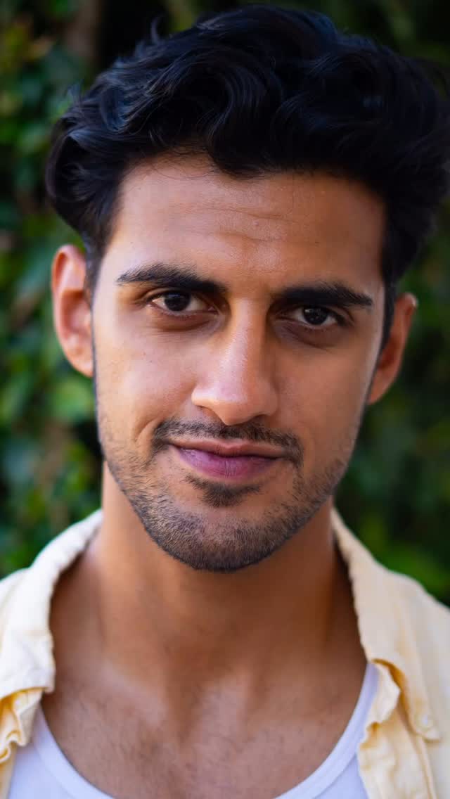 Just a few shots from my shoot with @rabney1997! We got to have so much fun during this shoot and it shows 😉
He has specials all summer so friends hit him up!
#headshots #amoghkapoor #trending #dharmann #dharmannfam #explore #fyp