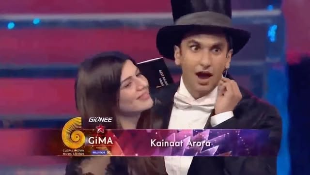 #GiimaAwards #presenter #TB #Kainaatarora #Giima #Awards #kainaataroraofficial #kainaataroraupdates #ranveersingh #redcarpet #valentino #kainaat_arora