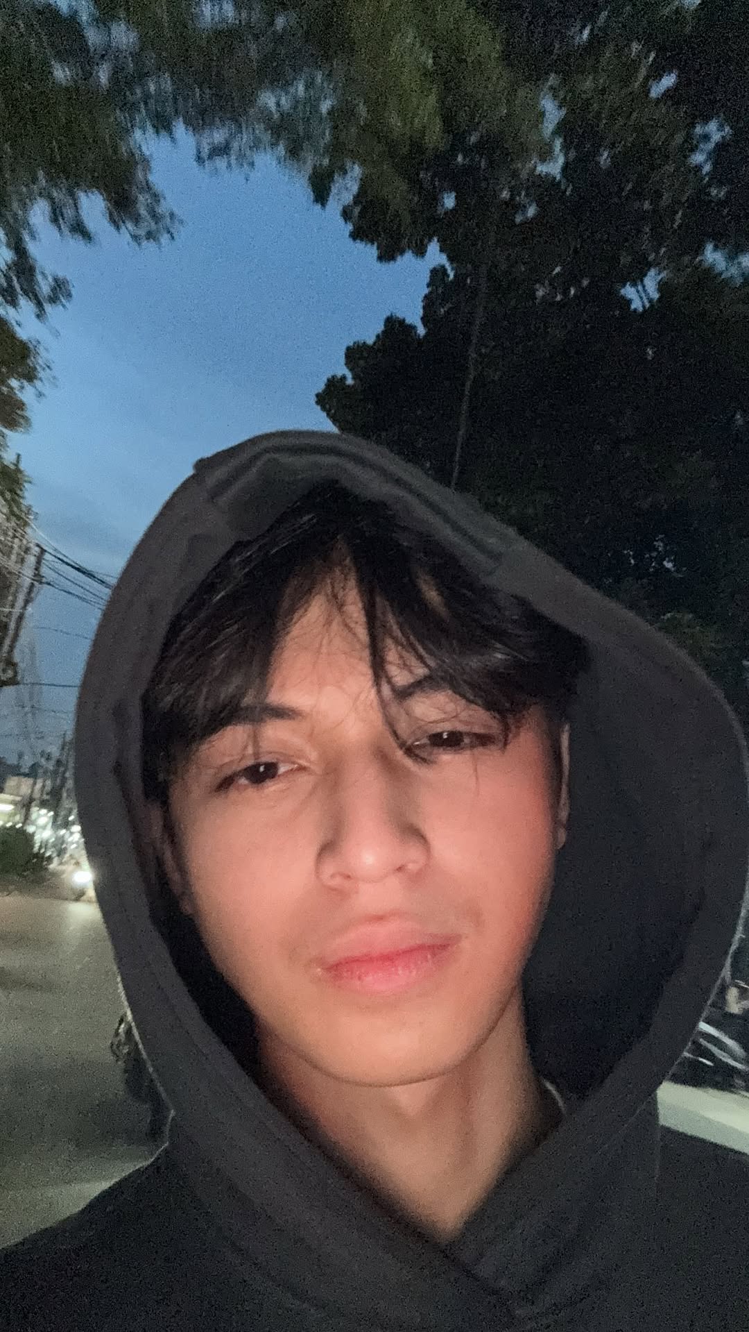 Kaka baju merah g2g - an bareng yuk