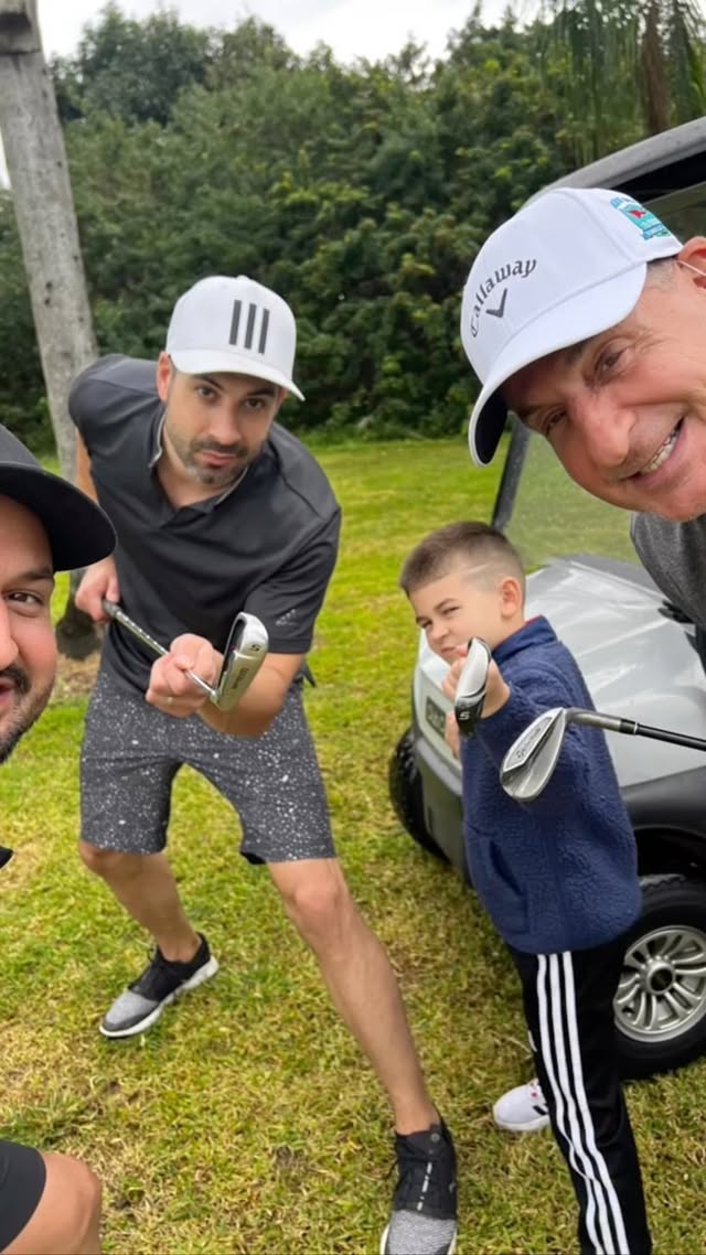 Apollos’s first time golfing ⛳️