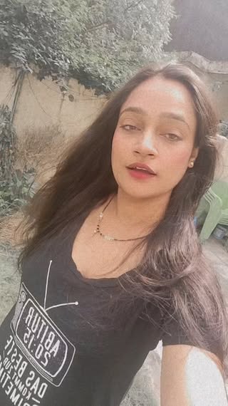 Chori chori chupke chupke 👀🥀🌱🌀..!!
#trending #song #payal_vikas_negi