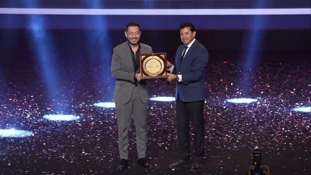 تشرفت بحضوري وتكريمي في منتدى ناصر الدولي للقيادة ضمن فعالية مهيبة تزامناً مع يوم أفريقيا 2025، تحت رعاية فخامة الرئيس عبد الفتاح السيسي، رئيس جمهورية مصر العربية.
كل الشكر والتقدير لمعالي الوزير الدكتور أشرف صبحي، وزير الشباب والرياضة، على كلماته الراقية والداعمة، والتي تعكس احتراماً كبيراً لكل المشاركين.
و خصوصا انا شكرا من كل قلبي يا معالي الوزير.
كما أشكر وزارة الشباب و الرياضه و منتدي ناصر على هذا التنظيم
كما أوجّه الشكر لشركه تو زد على الإبداع والتنظيم المميز اللي خرج بيه الحدث بالشكل اللي يليق بمصر وبشبابها
On Africa Day 2025, I was honored to be recognized and awarded the Gamal Abdel Nasser Fellowship in Cairo by the Egyptian Government through Egypt’s Ministry of Youth and Sports,led by the honorable Dr. Ashraf sobhy
The Nasser fellow ship stands as an international leadership platform for youth development, held under the auspices of His Excellency Abd el Fattah el Sisi President of the Arab Republic of Egypt.
This year, the Fellowship paid tribute to the legacy of President Gamal Abdel Nasser and his vision for Global South-South Cooperation. In partnership with the United Nations , the program also marked the 80th anniversary of the UN.
A special thank you to @to.zmarketing for the exceptional organization and creative vision that brought this global platform to life.
@alsisiofficial @ashrafsobhyofficial @emys.official @nasser_forum @unitednations @unyouthaffairs @to.zmarketing Egypt 🇪🇬
#AfricaDay2025 #NasserFellowship #YouthLeadership #UN80 #SouthSouthCooperation #Egypt #tozmarketing #AhmedZaher #InternationalYouth #LeadershipMatters