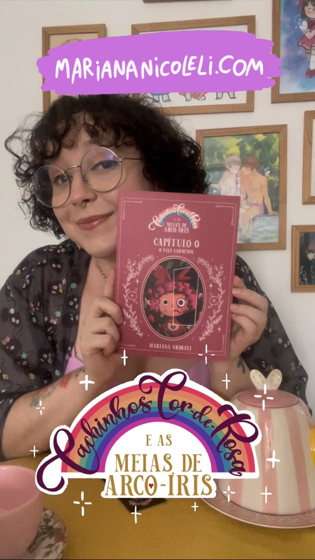 Apoiem meu quadrinho✨🍓
Agora vocês podem adquirir a versão física do capítulo 0 de Cachinhos Cor-de-Rosa e as Meias de Arco-Íris! Basta entrar no meu site mariananicoleli.com e fazer seu pedido. Também estou com muitas coisas legais no catálogo da lojinha esperando por você 🩷
Entrega para todo o Brasil!!
Ajudem a divulgar este vídeo para que a minha bonequinha chegue em mais pessoas 🍓✨✨
#rosylocks #rosylocksandtherainbowsocks #comic #webcomic #loja #lojaonline #hq #quadrinho #original #art #arte #animação #motion