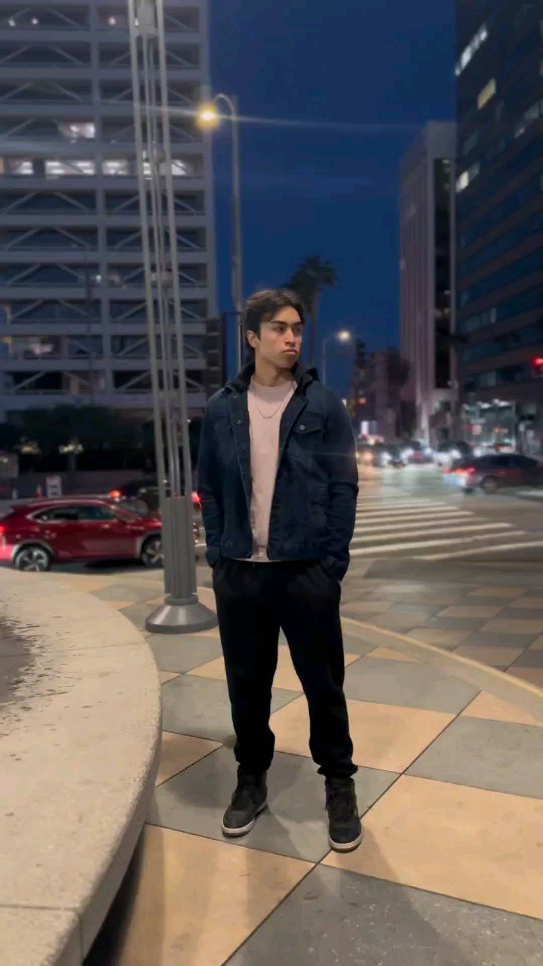 A night in the town
#fashion
#model
#actor
#losangeles
#california