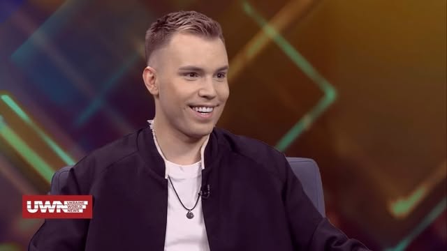 Ох і наговорили з @yogennow 😊
Повне інтерв’ю вже цієї неділі о 19.00 👌
#metlashevska #yogin #music #tv