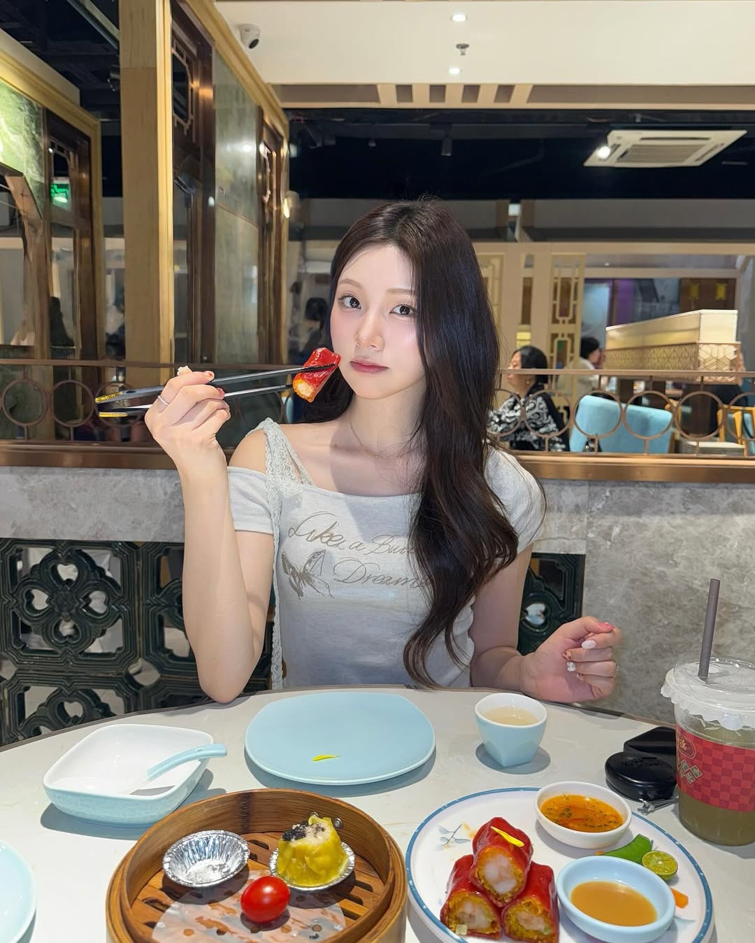 🇨🇳+Day 2)
위 호강...🥟🍴