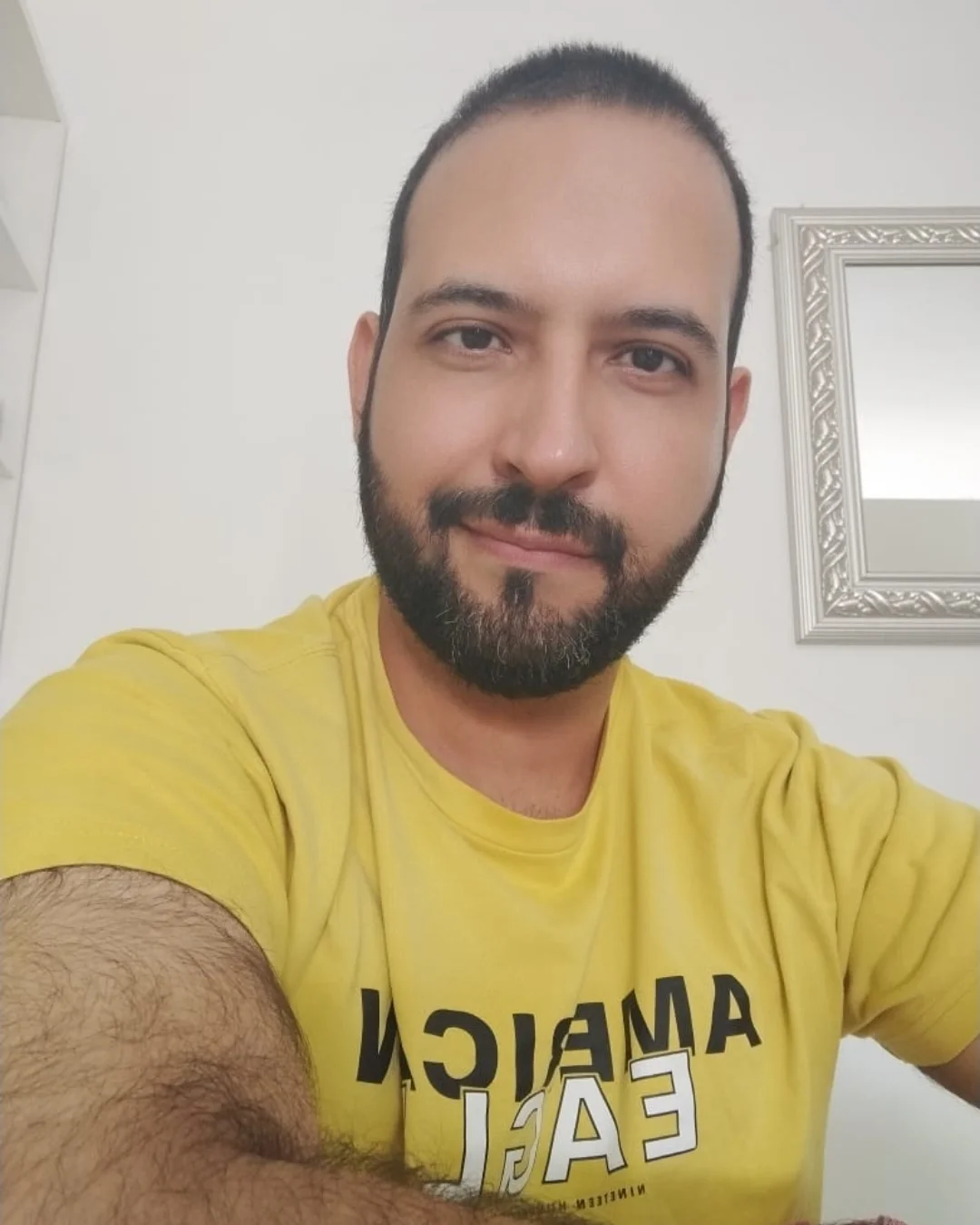 Excelente inicio de semana chiquitines ✌🏼 tengo mucho que contarles pero ya en su momento les diré que proyectos se vienen no solo en Aguascalientes sino a nivel nacional y ando muy emocionado por ellos
Les quiero y les mando un abachobecho, no dejen de soñar y de brillar
#asíomáspincheguapo #me #men #picoftheday📷 #loveislove #livemylife #mondaymotivation #monday #instalike