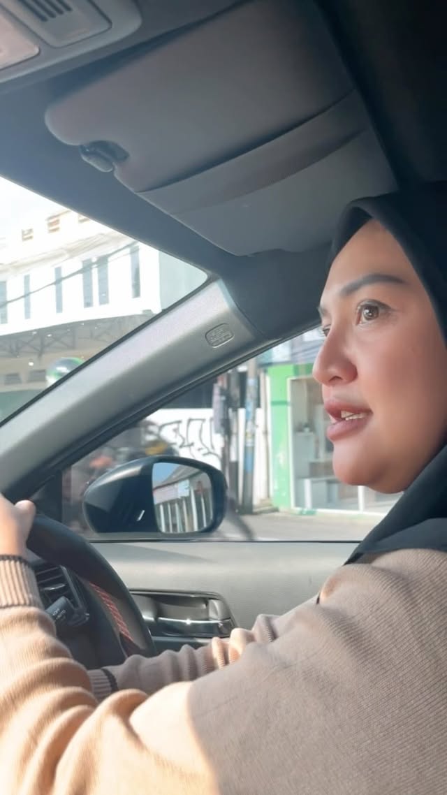 Ada yang ngerasa gak si kalo juni tu lama banget?
Padahal juli ada film bagus taoooo 😶🌫️
.
.
.
@gaknyangka.film
@vhaofficial07
#evisobari #gaknyangkafilm #gaknyangka #vhaofficial07