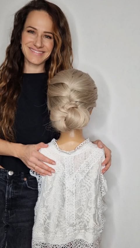 #seistyle #hairstyle #frisuren #frisurenselbermachen #frisurentutorial #frisurendiy #easyhairstyle #frisurendiy #einfachhochstecken #einfachehochsteckfrisuren #easyupdo #frisurenfürlangehaare #hairstylesforlonghair
