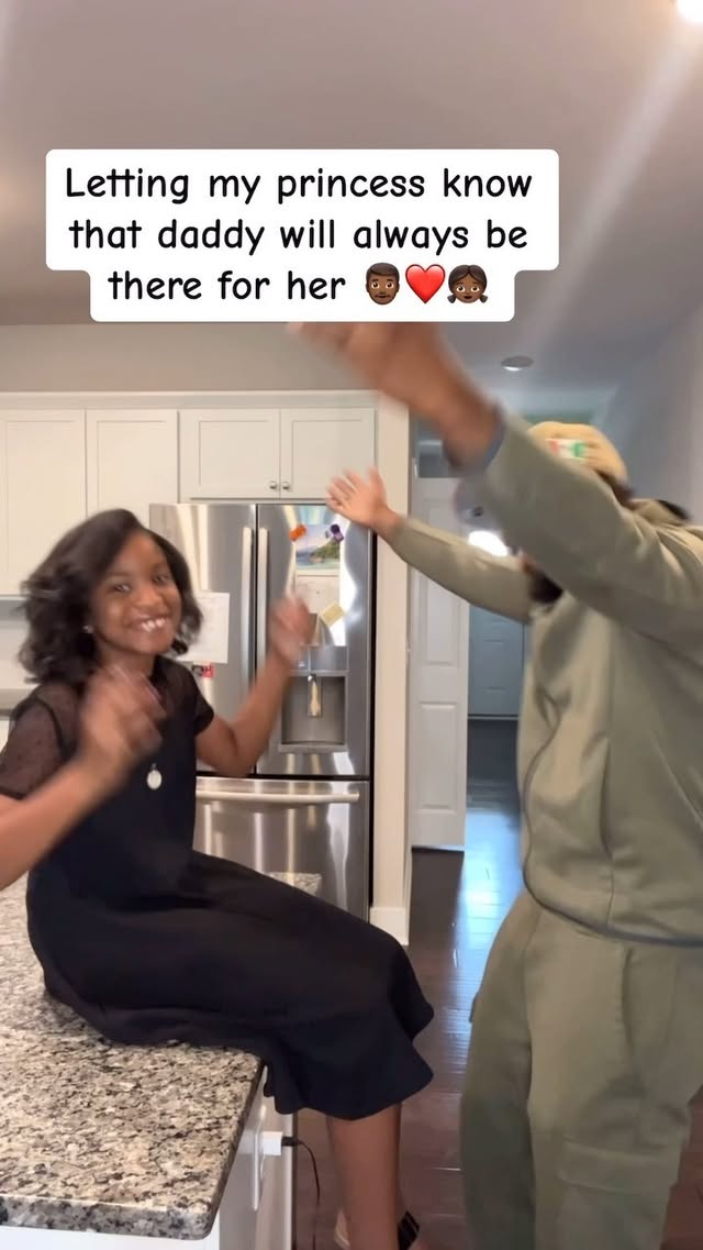 Daddy Love You Twin 👨🏾❤️👧🏾 #fatherdaughter #father #daughter #drake #TreacherousTwins #Tiktok #officialsessmusic #reelsvideo #reels