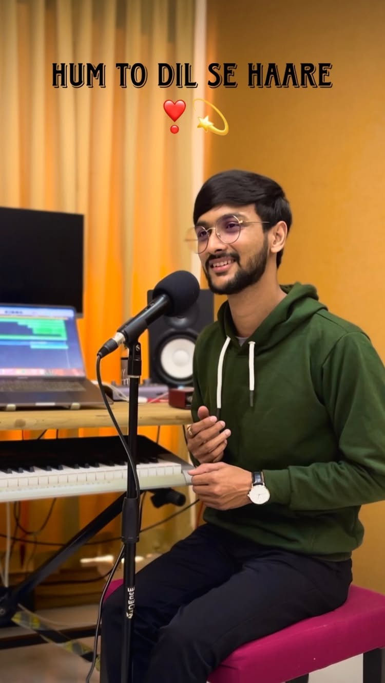 Hum to dil se haare..❣️💫
.
.
.
@s.g.rofficialll
@yourproduction_
VC🎥 - @abhishekgadhviofficial
.
.
#reels #instagram #instareels #singer #uditnarayan #uditnarayansongs #srk #aishwaryarai #josh #anumalik #music #cover #coversong #manish_sojitra #90ssongs #sad #sadsongs
.
.
Note-Content belongs to original copyright owner