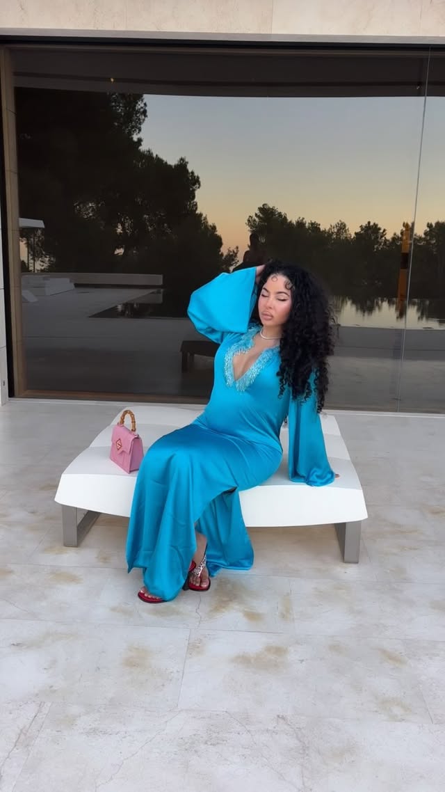 @fashionnova
Shop: 🔍 Silas Satin Kafta Maxi Dress👗