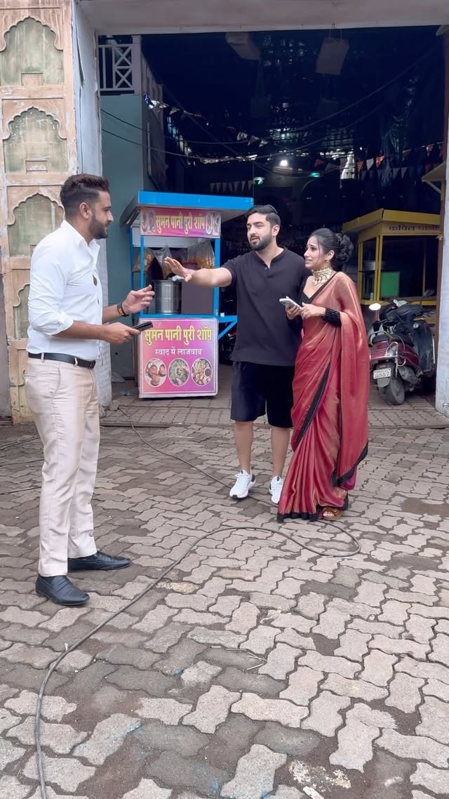 Aadat si hai mujhko aese jeene mein 🤣🤣🤣
#reels #funnyreels
