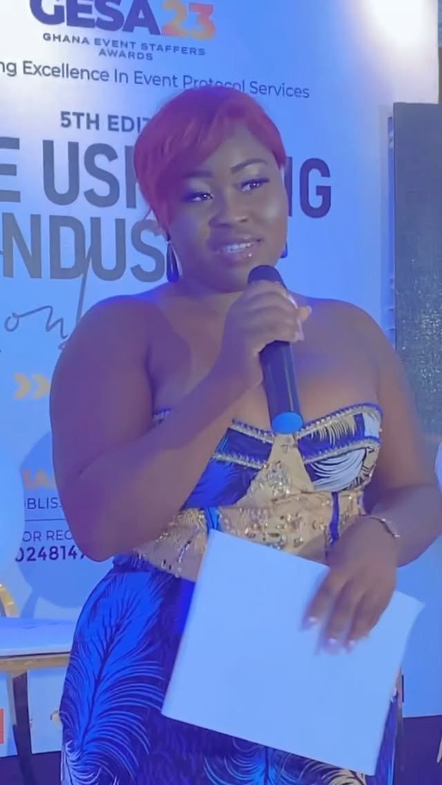 MC duties for the Ghana Event Staffers Award’s 5th annual Ushering Industry conference powered by @jadevents_gh
And ohh!
I was the only fine girl there 😂
#mcduties