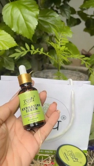 Thank you so much Dr Manisha owner of Lubdha Skin Care..@lubdhaorganics
. For Gifting this wonderful Product ..
The product was natural
#thankyou