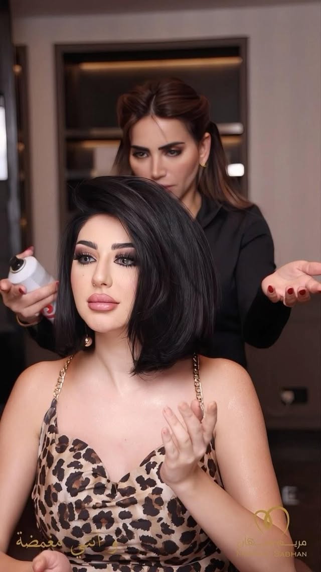 بليز لا تهدون اللوك و تعلقون على البدليات😅 المهم بذمتكم القصه مو نار عليها ؟؟
كل شغل المودل الجميله فى صالون مريم سبهان و المكياج القوى عندنا فى فرع الأفنيوز مع مكاب آرتست كويتيه (ايمان العجمى)
#وإنتى_مغمضه #مريم_سبهان#صالون #كويت #trending #xeplore #beayty
@its_zaynaa المودل الجميلة
@fatma.alrashed_ المصوره المبدعه
@eman_alajmi1 مكياج