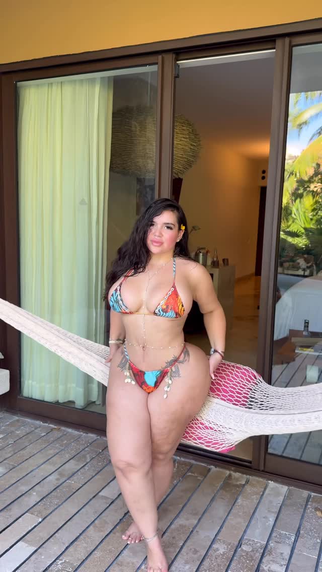 can we go on a baecation? 😇