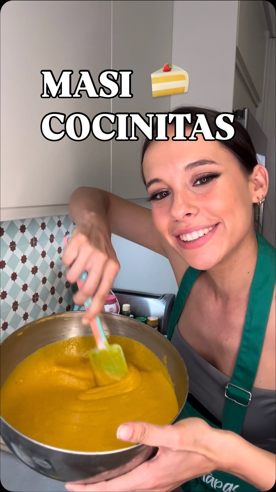 MASI COCINITAS es real y aquí os hace una tarta de zanahoria 🍰✨
Voy a formar parte de la siguiente edición de MasterChef Celebrity👩🏽🍳 y, esto no es broma, en un mes he cocinado más que en toda mi vida JAJJAJ espero que os gusten los vídeos de cocina porque quizá suba alguno más vale???
@jordicruzoficial te juro que me ha salio rica
@masterchef_es ALLÁ VAMOSSSSSS