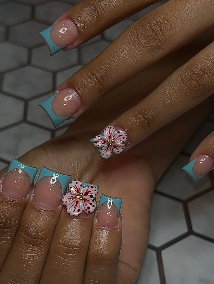 Book tha look ! summer is hereeeee ๐บ๐๐ฉต #nailsinla #lanailtech #summernail #shorties