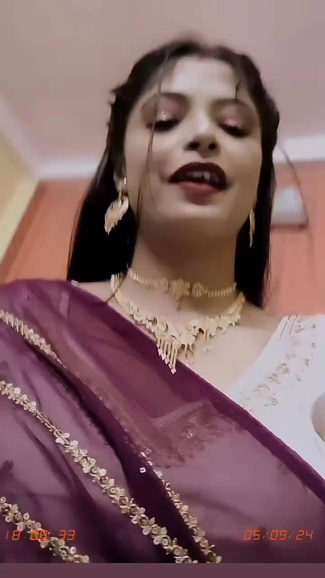 Kemon lagse bolo amay
