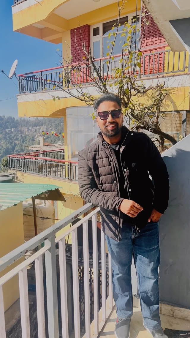 Billo tere yaar ne 🥰🥰😍
.
.
#viralreels #viralpost #creation #bestpose #1miilion