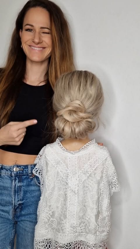 #seistyle #hairstyle #frisuren #frisurenselbermachen #frisurentutorial #frisurendiy #easyhairstyle #frisurendiy #einfachhochstecken #einfachehochsteckfrisuren #easyupdo #frisurenfürlangehaare #hairstylesforlonghair