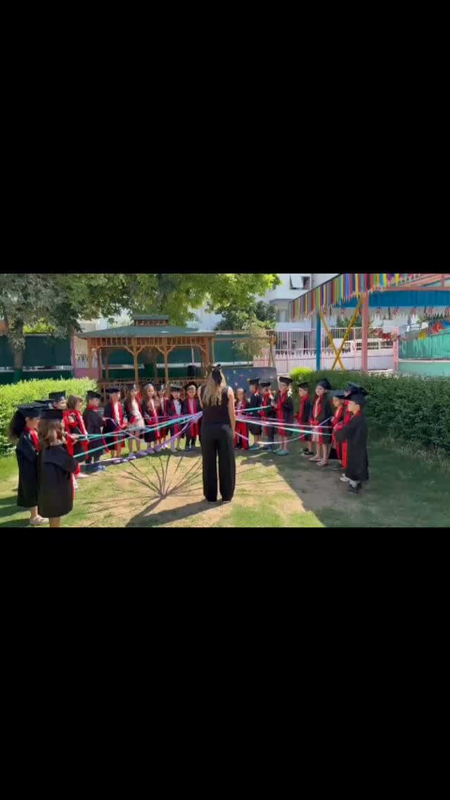 Ve rengini seçen gider bugün çok duygusalız 🥹🥹🥹🎓🎓