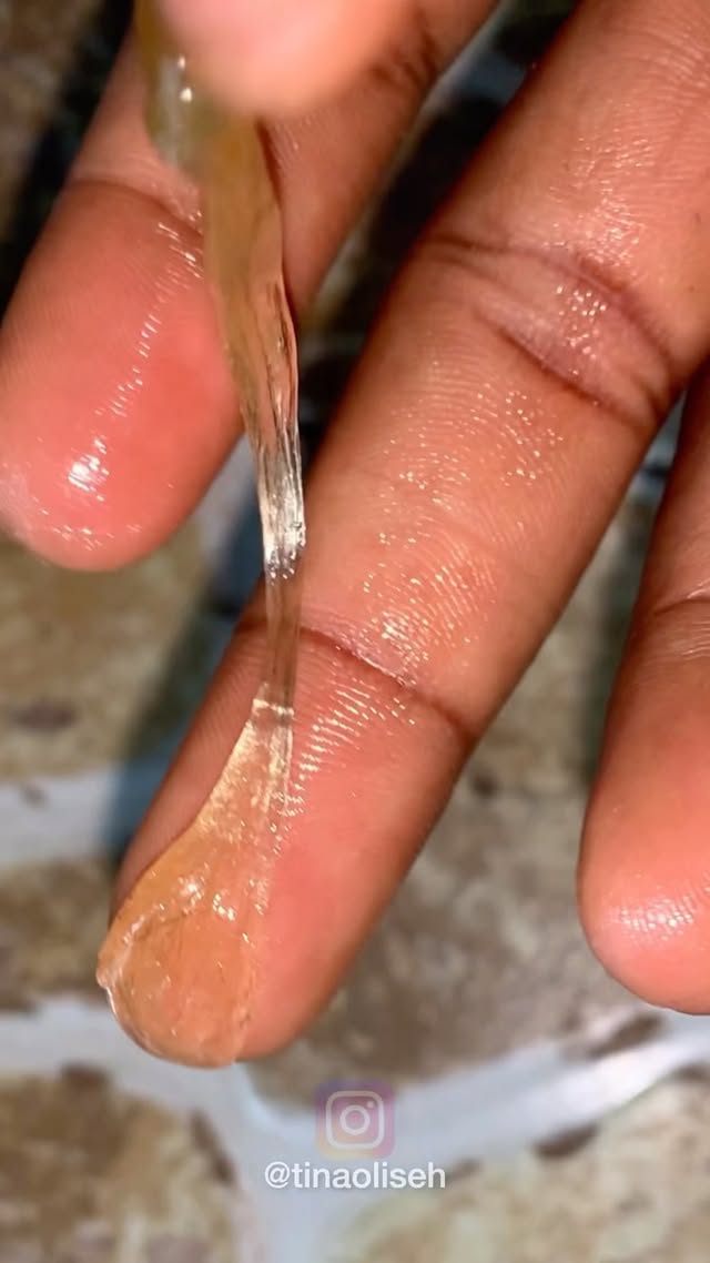 🙃 sugar waxing….
It’s not as painful as it seems 😁
Full video on my youtube channel🌹
#linkinbio👆