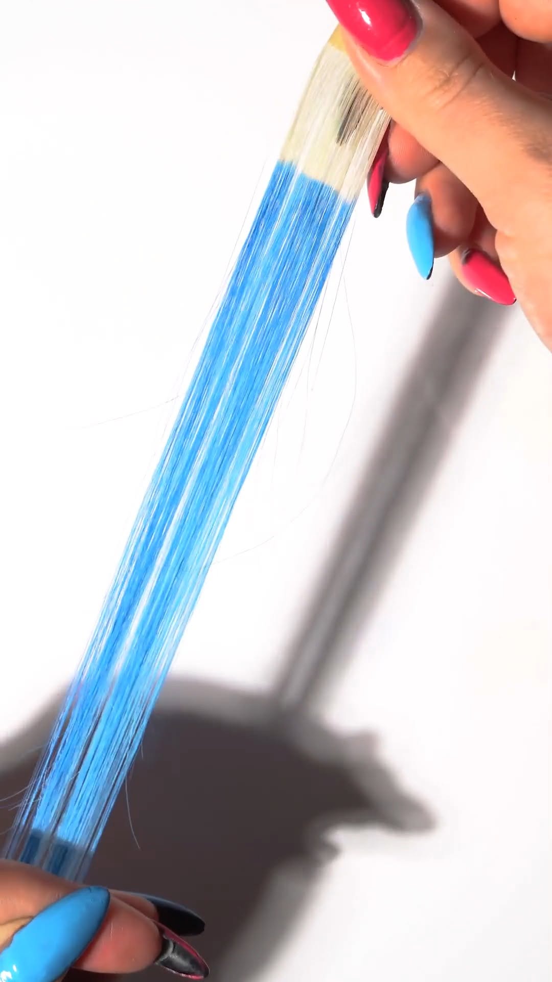 Every shade hits different!🌀💗💥 Our Arcane collection looks stunning on a variety of hair levels🤩 @arcaneshow @riotgames
#ArcanexArcticFox #Arcane #leagueoflegends #arcticfoxhaircolor #riotgames