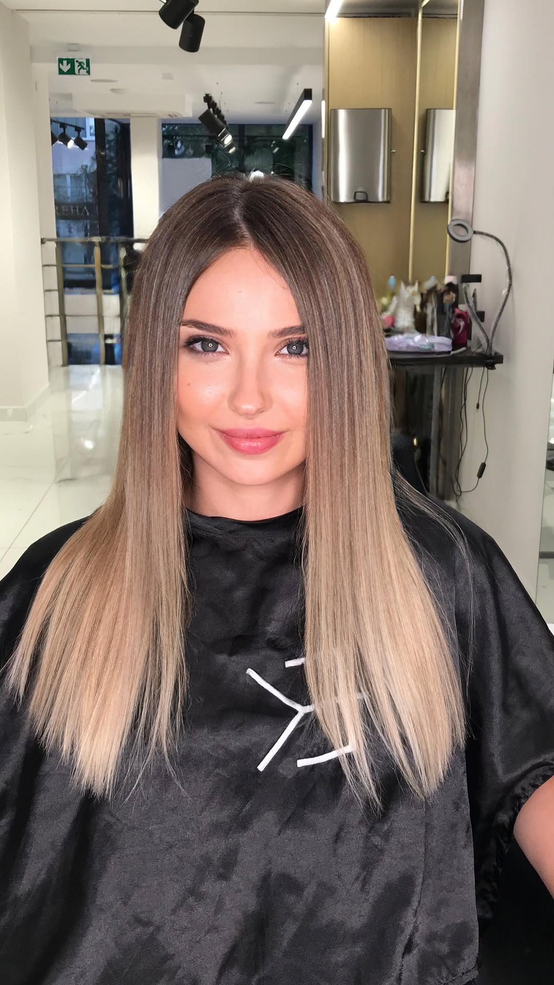 Erdem kıramer acıbadem
Yorumlarınız bizim için önemli 💐🙏
#ombre #sombre #babylights #çamlıca #üsküdar #zorlucenter