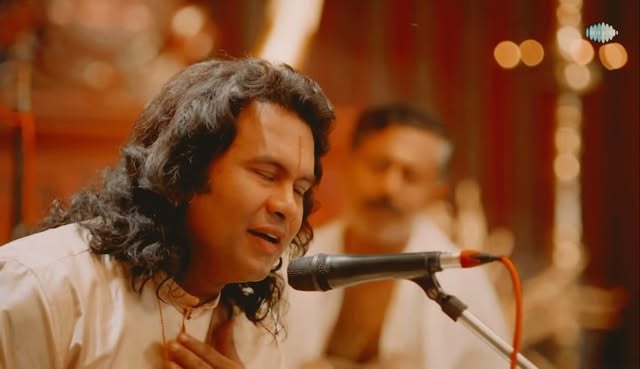 Blessed 10 Million 🙏
A song that would always stay closest to my heart like how a baby who gets a favourite first gift 👶
I pour out my gratitude to the lotus feet who blessed me to sing, to the almighty himself. I thank all his devotees and everyone who appreciated and loved our #krishna song ♥️🙏
@vipindashb 🙏🤗
#ankitmenon 🙏🤗
@vinayaksasikumar 🙏🤗
@cvsarathi 🤗🙏
@harrisdesom 🤗🙏
@prithvirajproductions 🙏
@saregamamalayalam 🙏