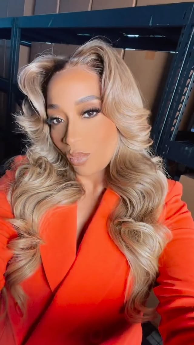 Thank you Nieces and Nephews for pushing me to go to AMAZON! That move continuously helps me clean up unauthorized sellers, protect my brand, and scale tremendously online. I want to thank my son Dj for all that you have done….you been pulling bold hold tape since 9th grade in the living room, now your my warehouse manager 😩❤️. My daughter @theashleymariecollection my right hand, so proud of you , and can’t wait to see how you blossom as a future Boss❤️ My husband, my COO. None of this would be possible without your brilliant mind, the smartest man I know…. I’m so blessed 🙏🏽🙏🏽🙏🏽❤️❤️❤️❤️ makeup @sayo_beauty