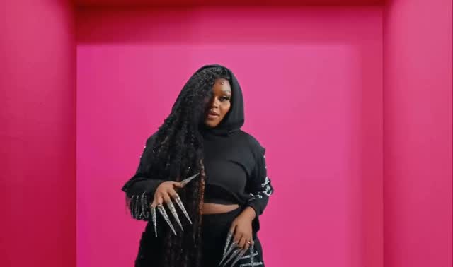 Sweet @remah001 never disappoints when it comes to international collabos
She ate this one with @oreziworldwide and left no crumbs 🫡