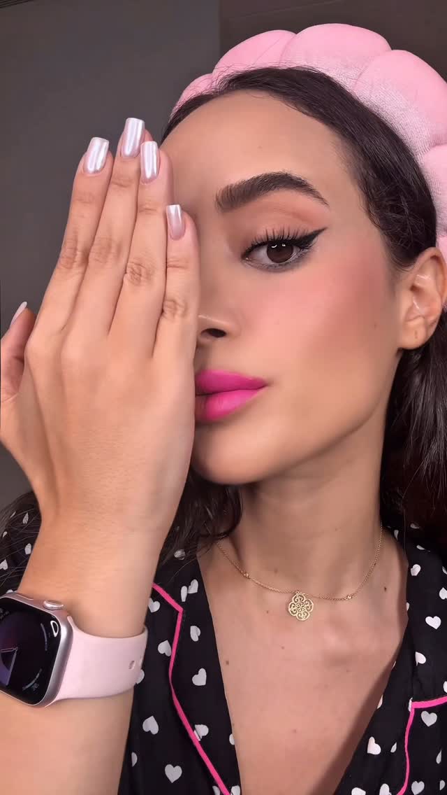 Old way Vs new way 💄
.
.
.
.
.
.
.
.
#fyp #fypppppppppppppppppppppppppppppppppppppppppppppppppppppppppppppppppppppp #مغربية #morocco #moroccan #مغربيات #marocaine #morocco🇲🇦 #مكياج