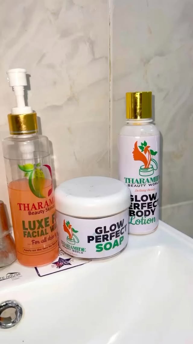 The time to have a healthy and radiant skin is now just like @ayam_pikoh_official stop covering up that skin issues.
Our products are safe and effective.
Our products will make you glow effortlesslyโฆ.. we have products for all skin types, be confident in your skin.
Send a Dm for recommendation๐๐๐
#skin#jewellery#hairlover#skintreatment#clothes#face#beauty#skinlover#glow#shine#