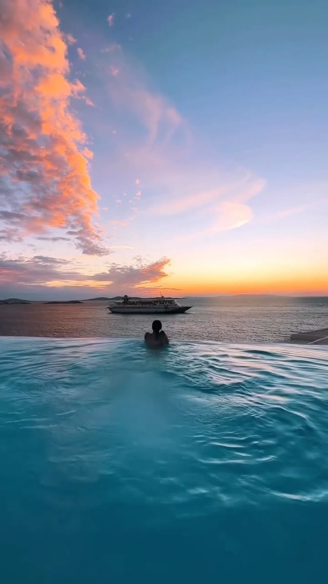 Diving into heaven on my birthday 🎂 💫🐬✨@elona
at @cavotagoomykonos
______
📸 @elona
#cavotagoomykonos #mykonos #bestvacations #bestplacestogo #beautifulhotels #beautifuldestinations #beachesnresorts #bbctravel #cnntravel #greekislands #hotelsandresorts #instatravel #luxuryhotel #letstravel #lifewelltravelled I’m #luxurytravel #luxuryresorts #luxuryworldtraveler #nytimestravel #travelawesome #travelandleisure #wanderlust #wonderful_places #wonderfuldestinations #boutiquehotel #condenast #earthpix #cntraveler #cyclades