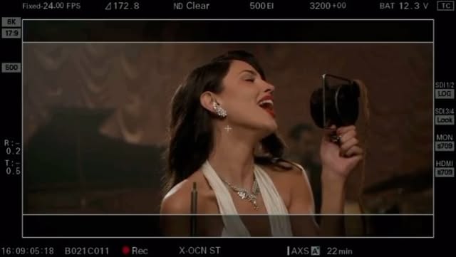 Making off - take 1 - Mack The Knife.
Hadn’t sang in yrs. But if @guyritchie asks, you do.
@ungentlemanlywarfare