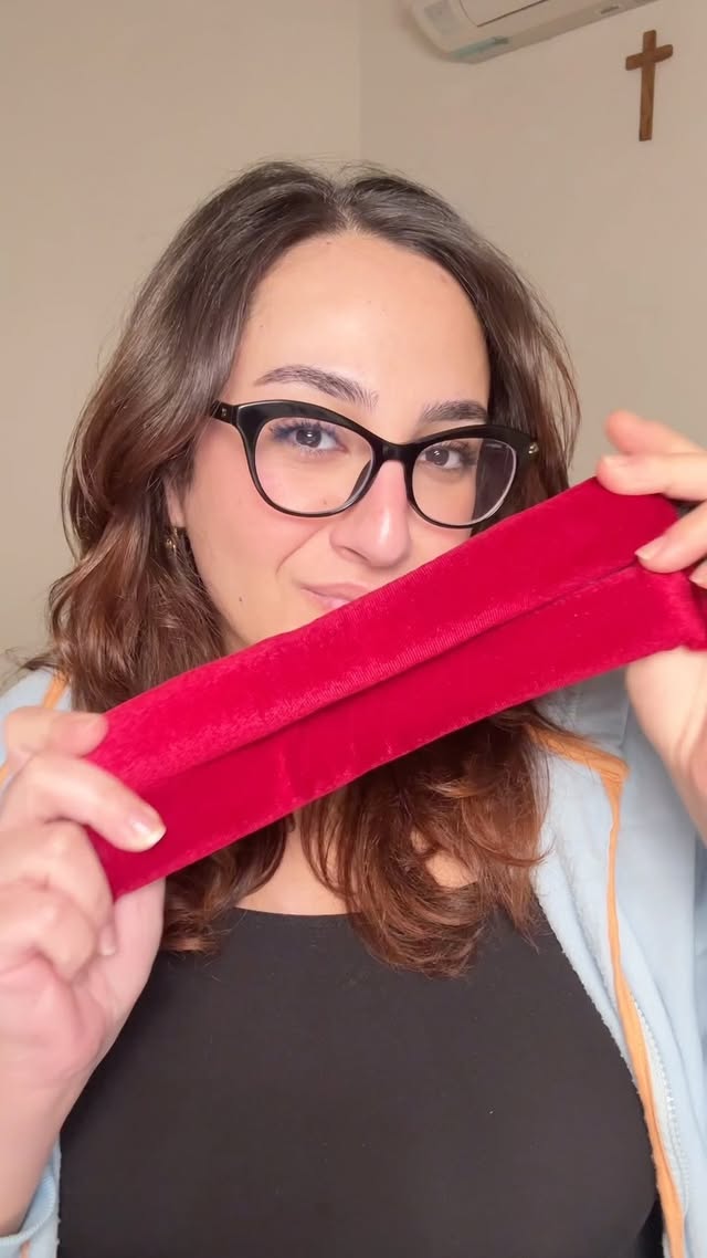 Hair volume & curls โจ without heat โจ
Felxi rodes from @shein_ar
Id : 30659106