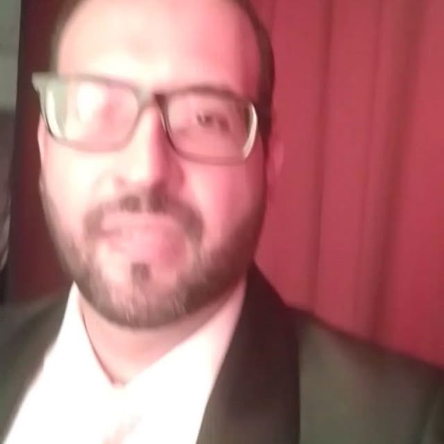 Parte de la gran final de @misspetiteaguascalientes gracias @freddysilva.o y @luisoscaribarr por la confianza para realizar la conducción del evento que está por demás decir que les quedó increíble tanto la producción como la organización y preparación de las chicas
#missteen #misspetite #agauscalientes #conduccion #certamendebelleza #certamen #queen #queens